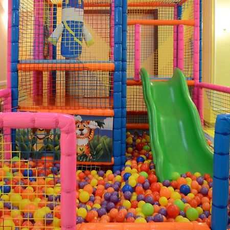 Ospedaletto dʼAlpinolo Royal Hotel Montevergine מראה חיצוני תמונה
