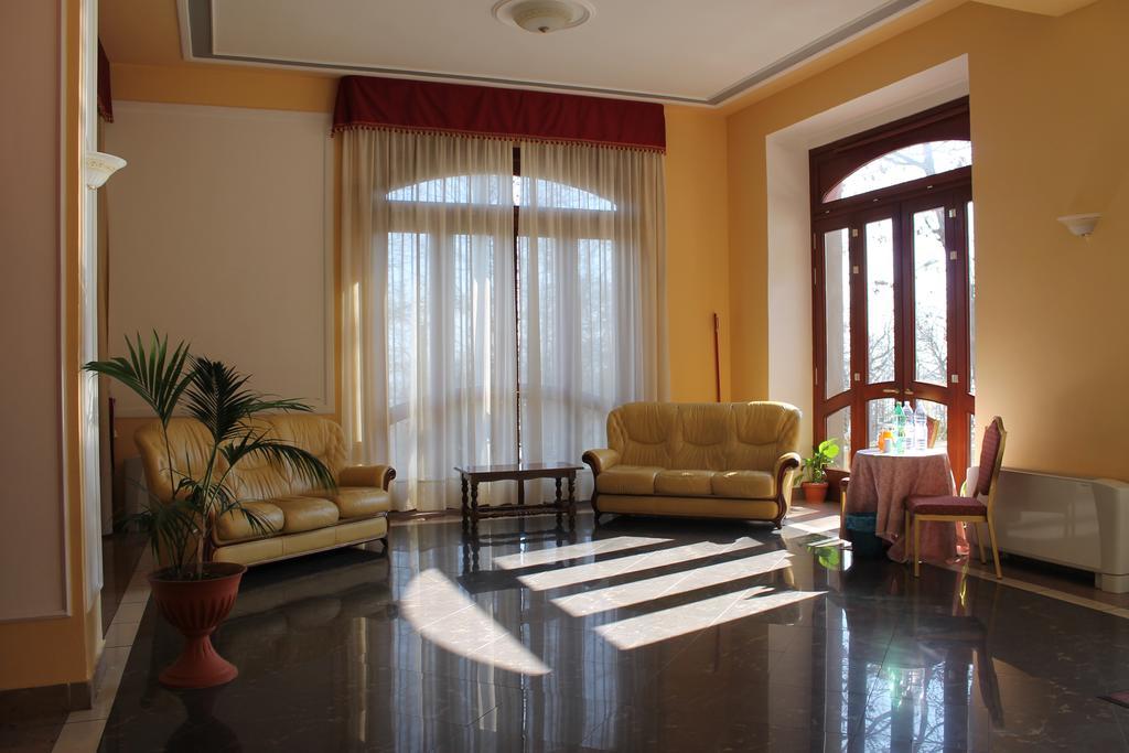 Ospedaletto dʼAlpinolo Royal Hotel Montevergine מראה חיצוני תמונה